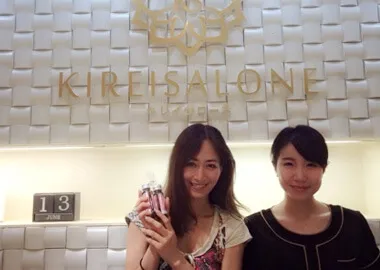 ファッションモデルの宮河マヤ様にご来店頂きました！